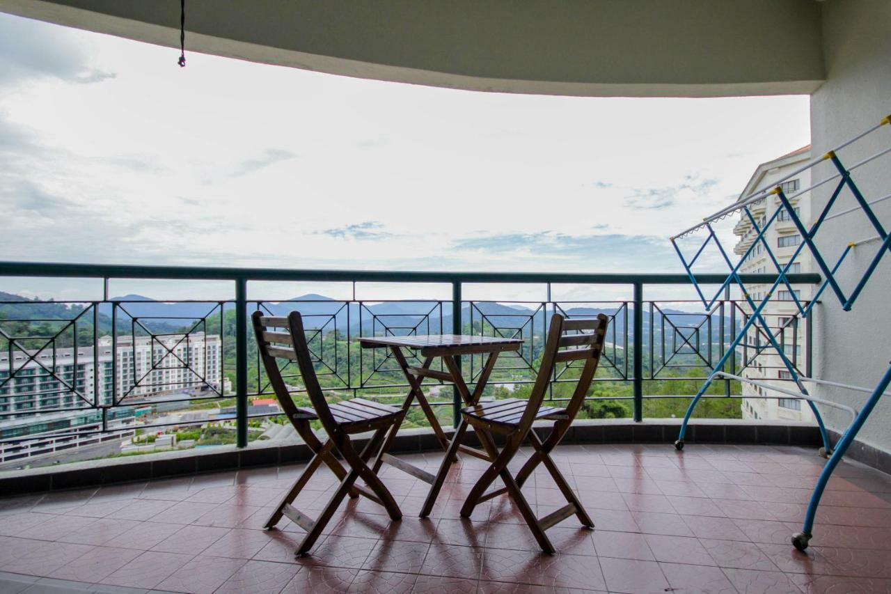 Fun Apartment @ Equatorial Hill Resort مرتفعات كاميرون المظهر الخارجي الصورة
